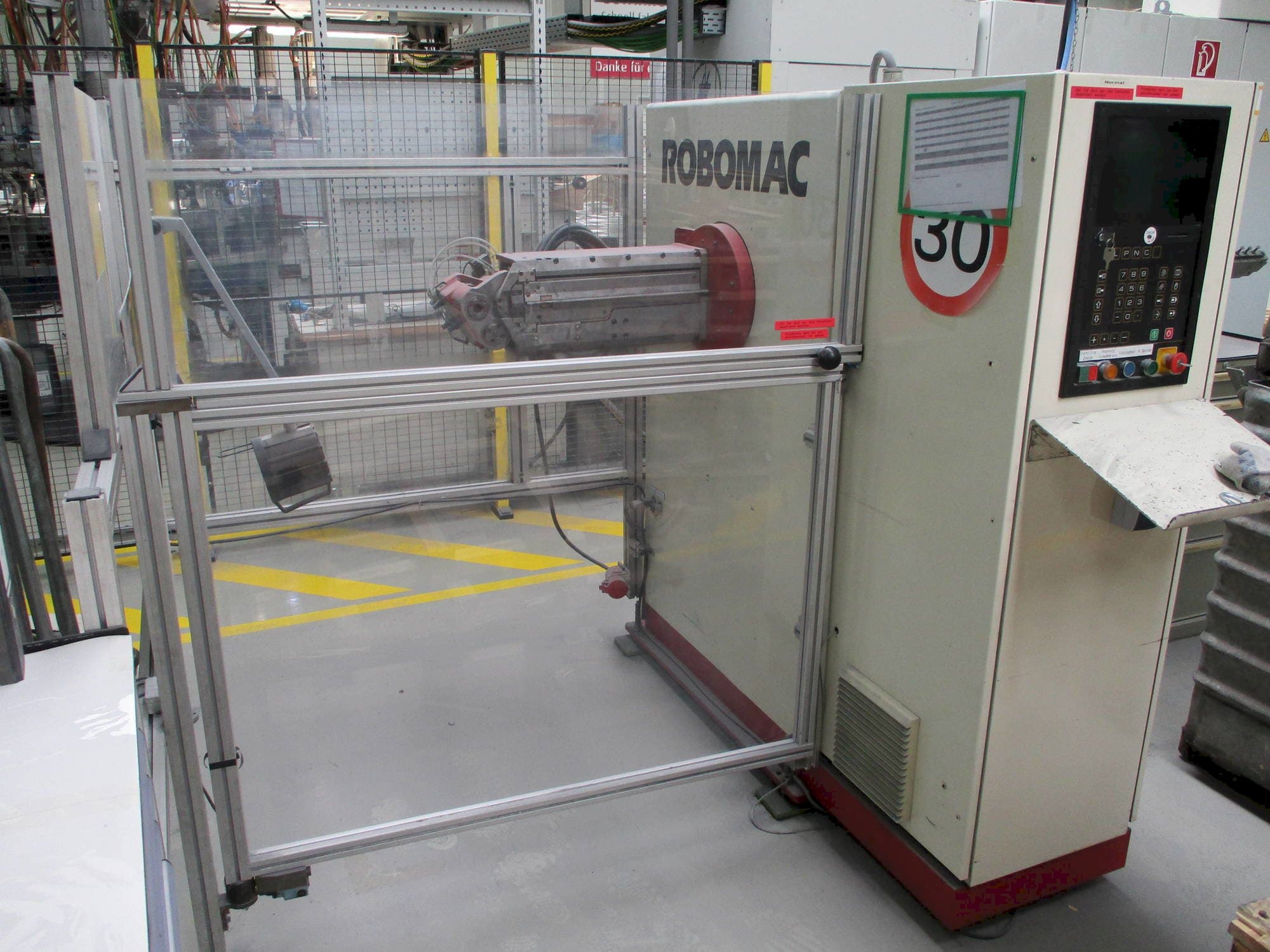 Vista frontale della macchina Numalliance/Latour Robomac 206
