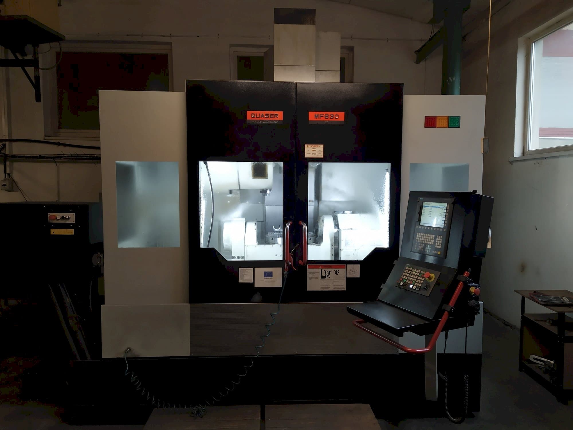 Vista frontale della macchina Quaser MF 630C