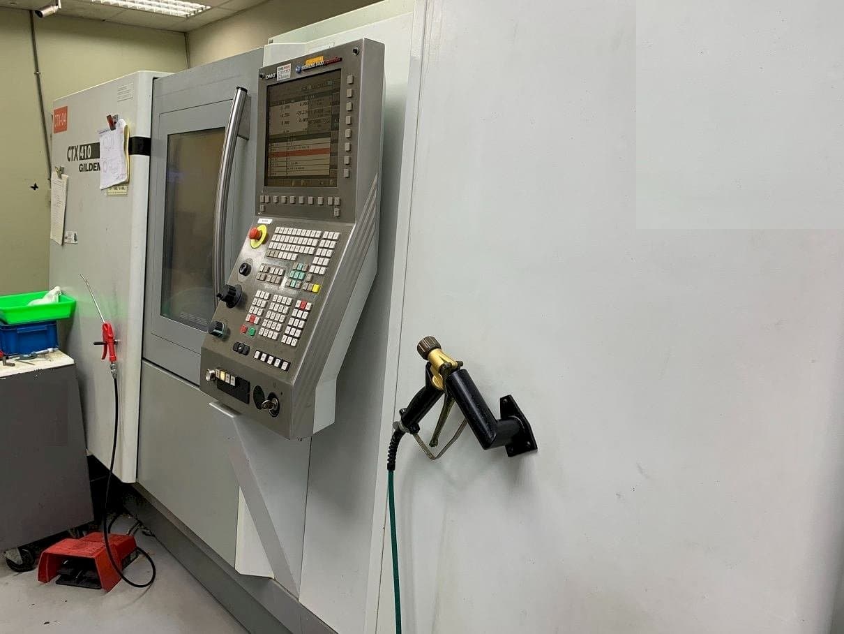 Vista frontale della macchina Gildemeister CTX 410V6