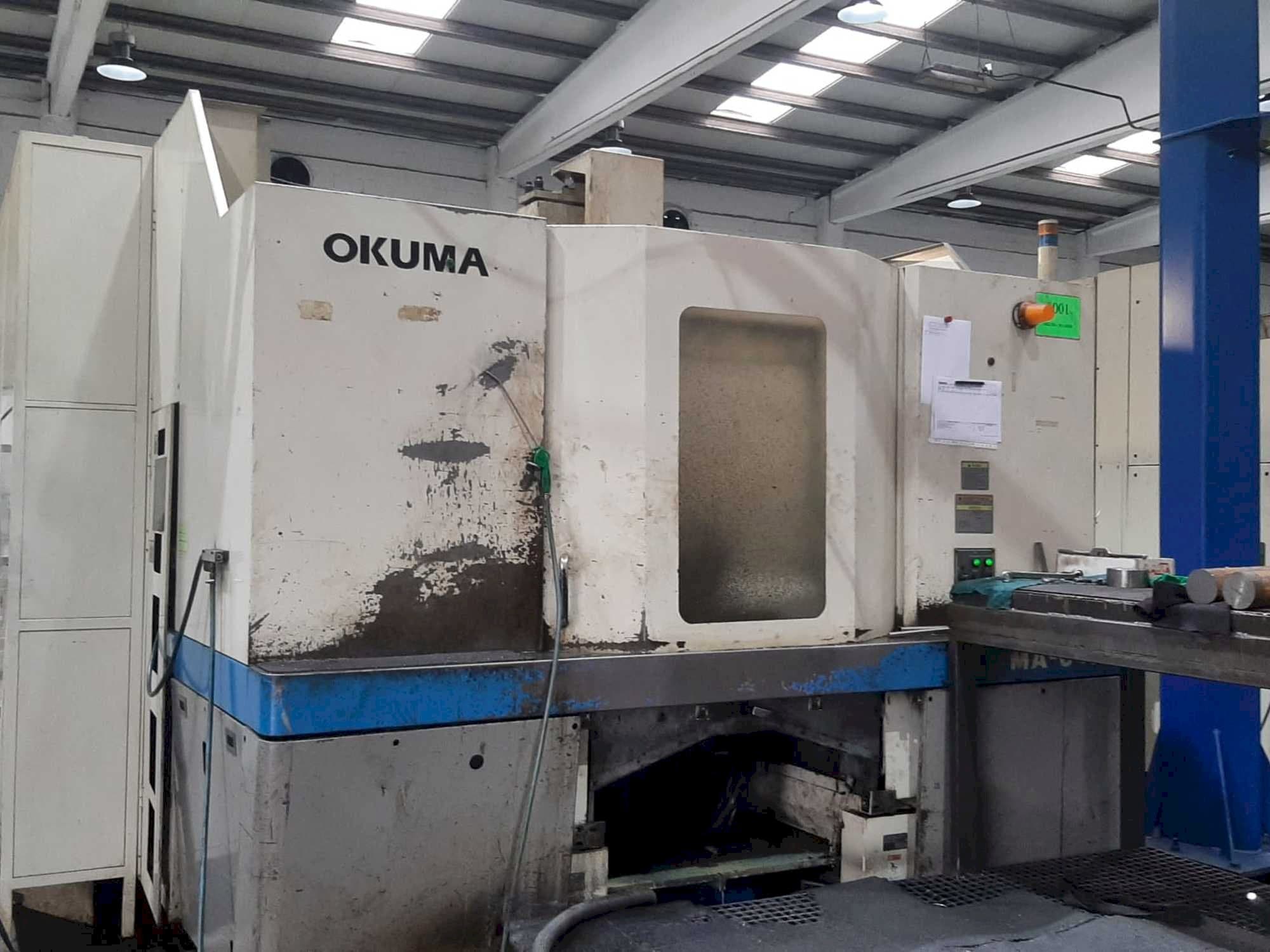 Vista frontale della macchina Okuma MA-60HB