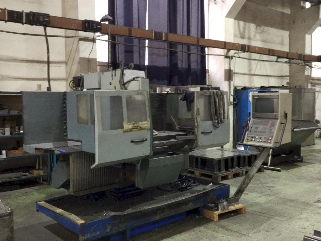 Vista frontale della macchina TOS FGS 50 CNC-B
