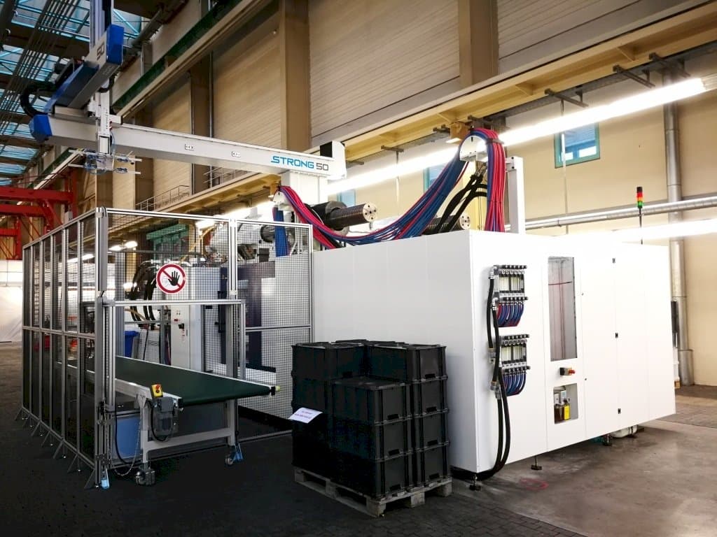 Vista frontale della macchina HAITIAN Jupiter II Plus