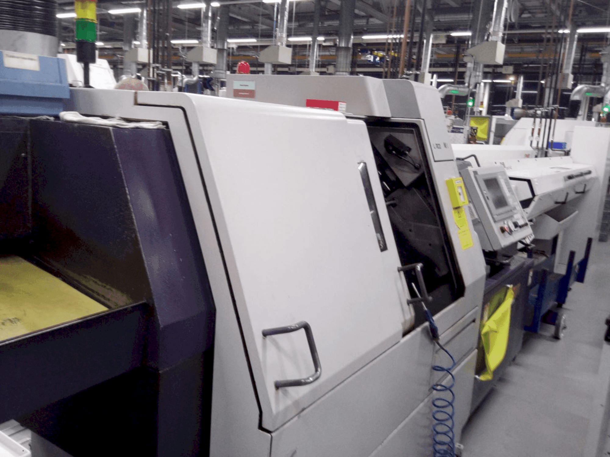 Vista frontale della macchina Citizen M32