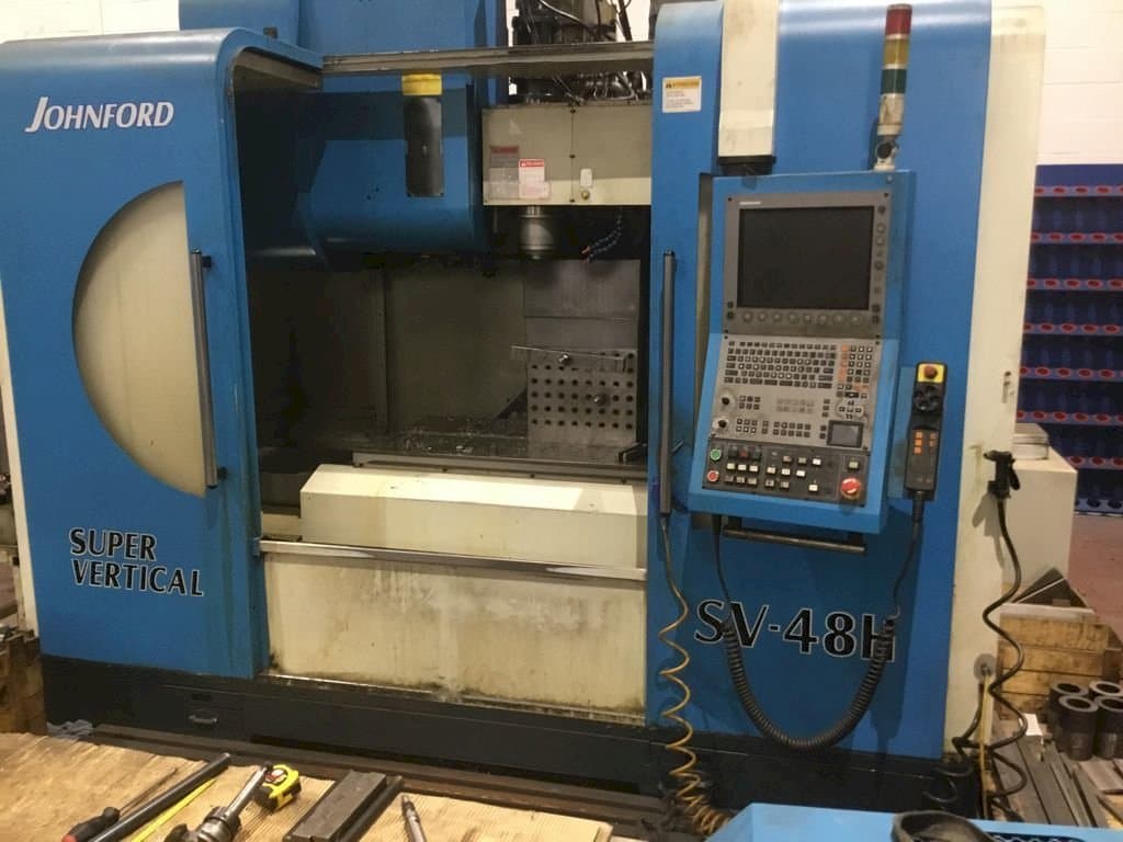 Vista frontale della macchina Johnford SV-48H