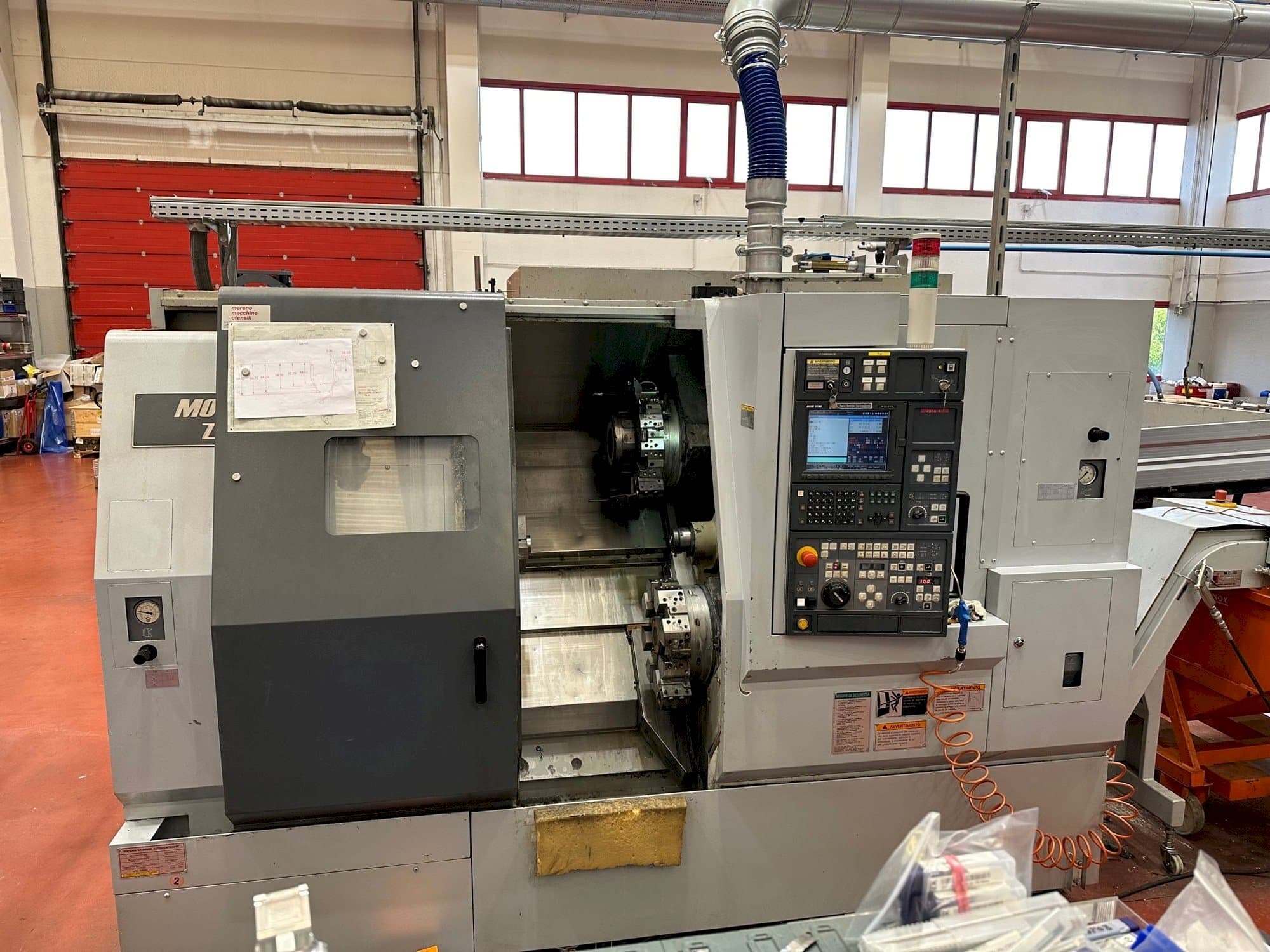 Vista frontale della macchina MORI SEIKI ZL 203 MC