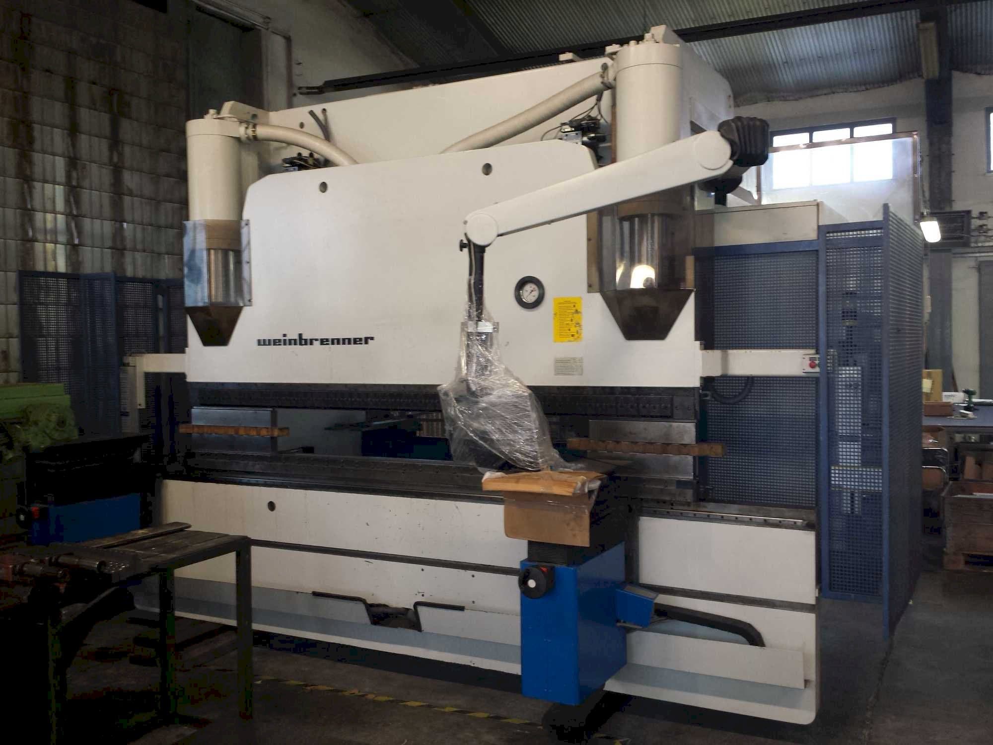 Vista frontale della macchina Weinbrenner GP 160