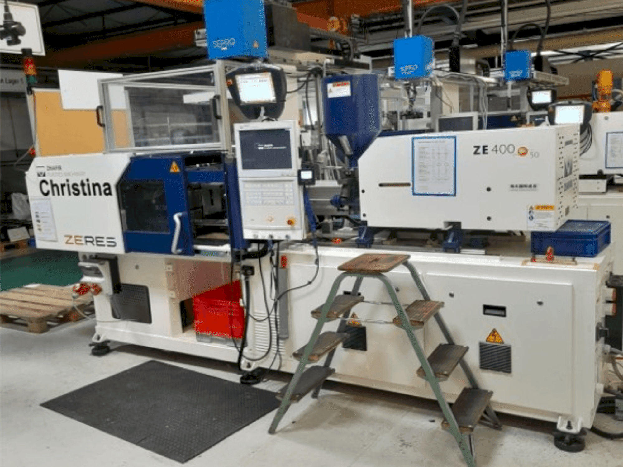 Vista frontale della macchina HAITIAN ZHAFIR Zeres ZE400