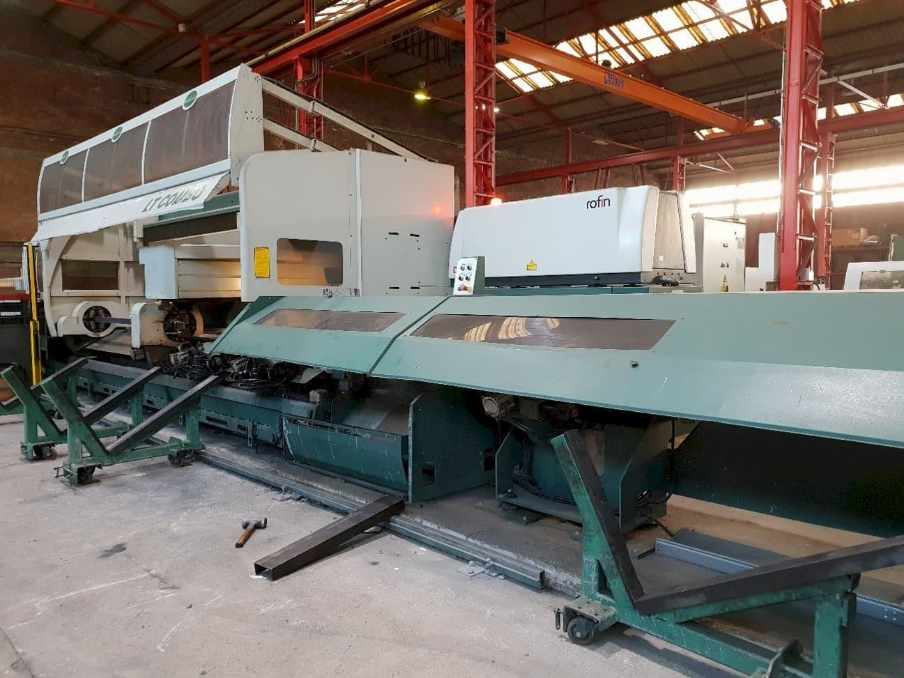 Vista laterale sinistra della macchina BLM ADIGE-SYS LT COMBO