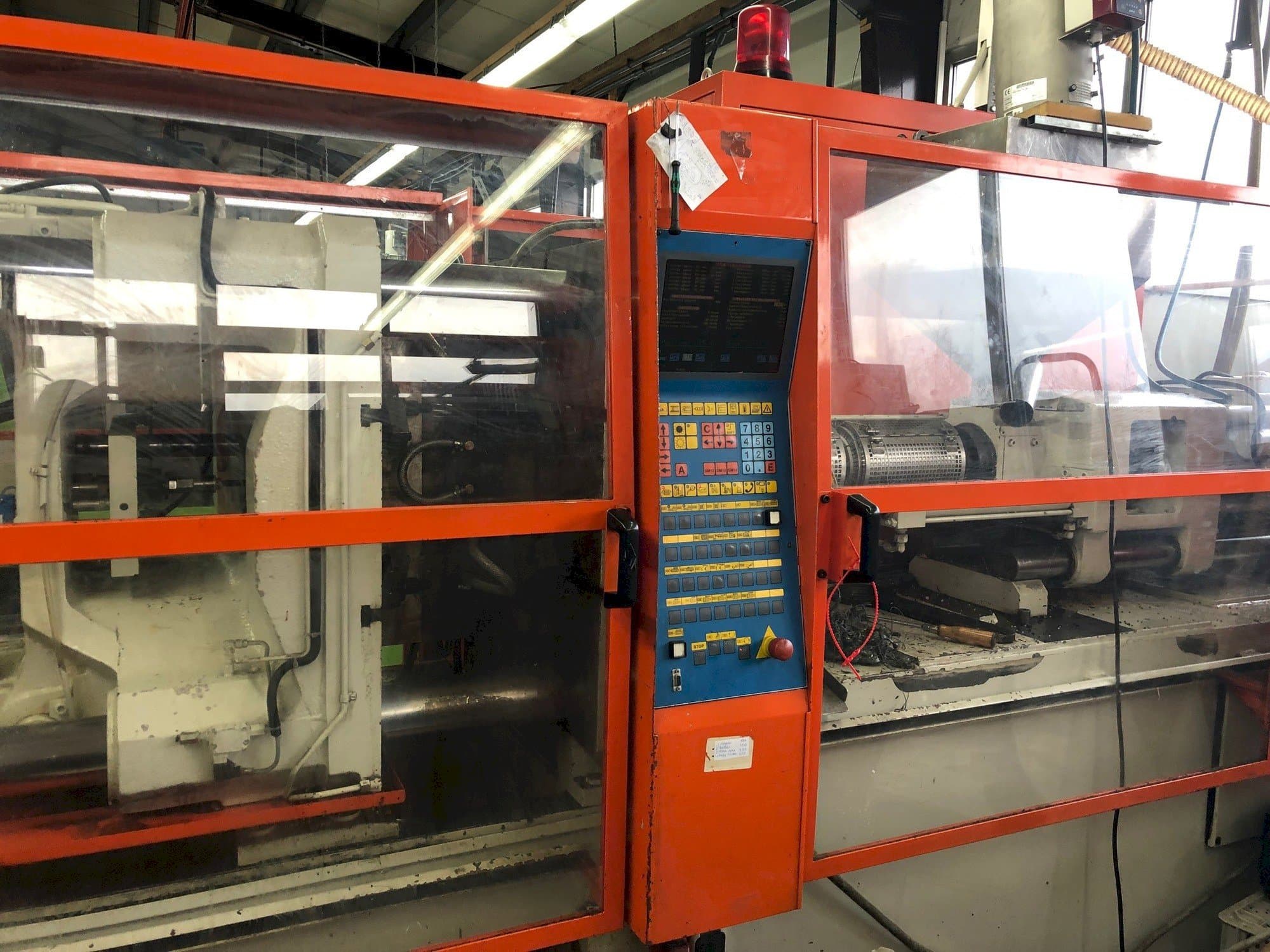 Vista frontale della macchina MIR RMP 200