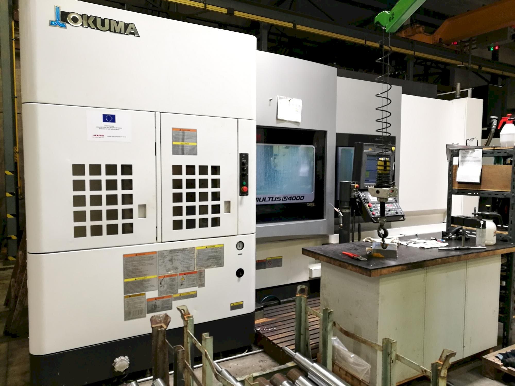 Vista frontale della macchina Okuma Multus U4000 1SC-2000