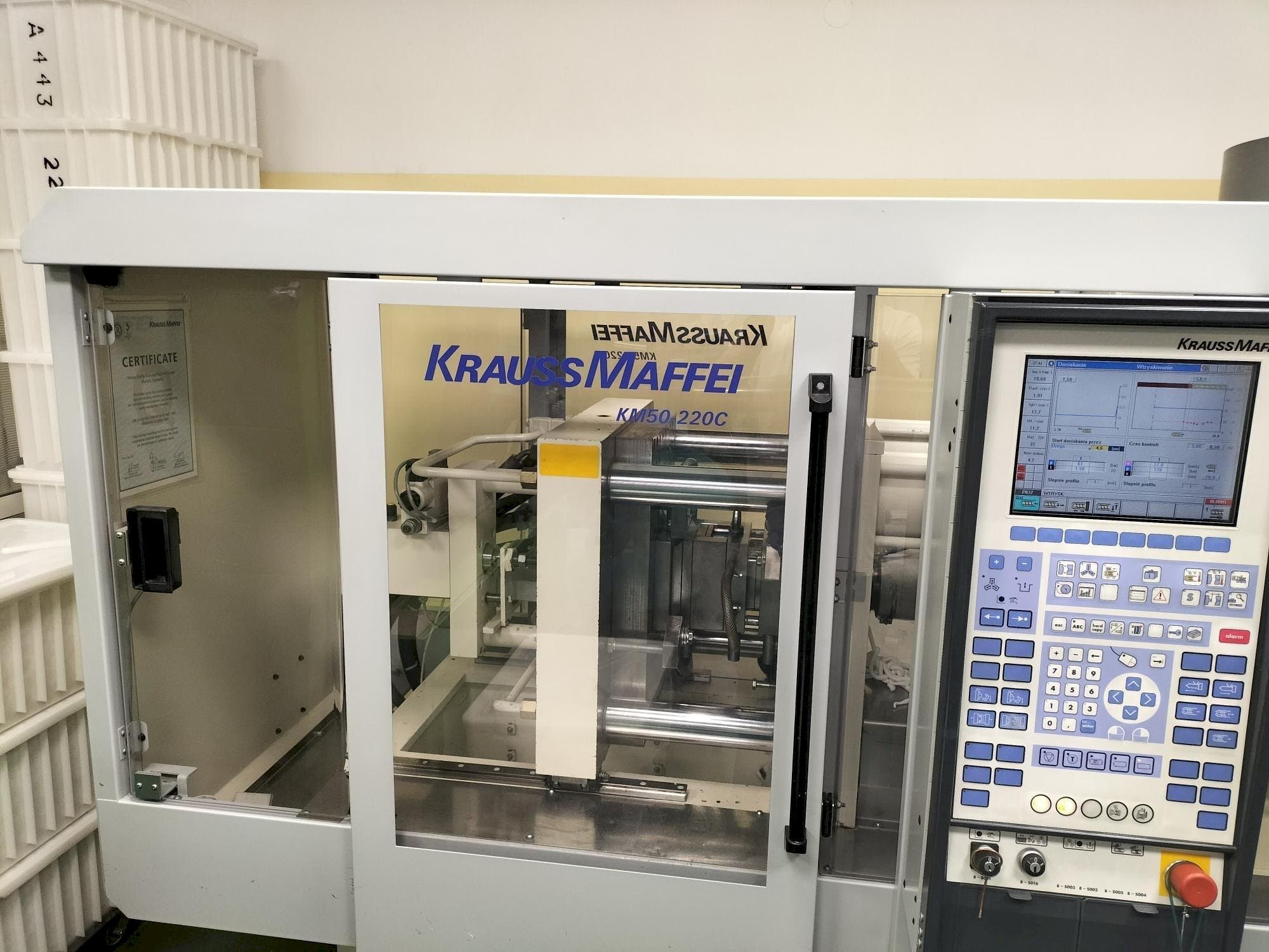 Vista frontale della macchina Krauss Maffei KM 50-220C Win