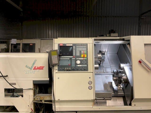 Vista frontale della macchina TRAUB TNC 42/65 DGY