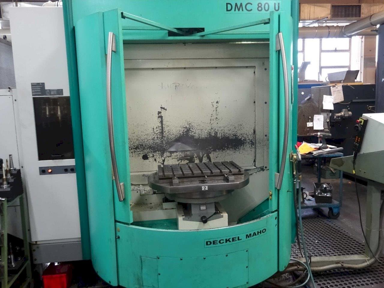 Vista frontale della macchina DECKEL Maho DMC 80 U