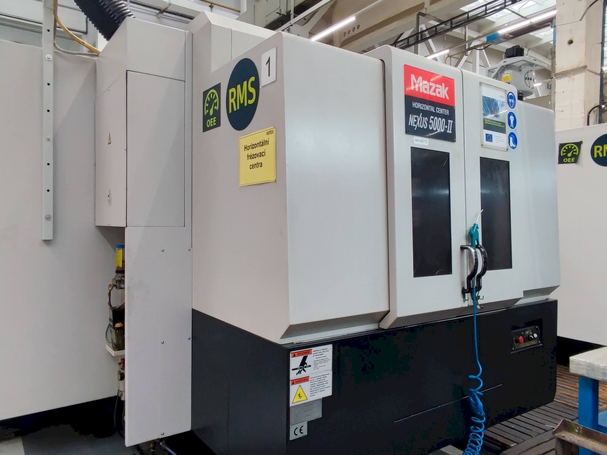 Vista lato sinistro della macchina Mazak HCN 5000-II
