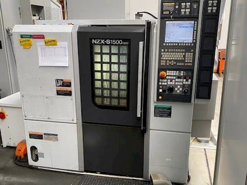 Vista frontale della macchina DMG Mori Seiki NZX-S1500/500