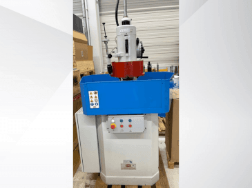 Vista frontale della macchina O.M.N. SPR 600x300