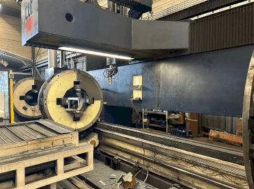 Vista frontale della macchina TTM FL 600 3D