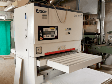 Vista frontale della macchina SCM DMC sd60