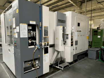 Vista frontale della macchina Okuma MB 5000H