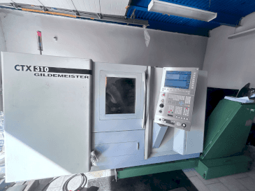 Vista frontale della macchina DMG Gildemeister CTX 310