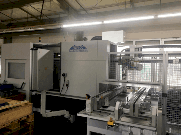 Vista frontale della macchina WEISS Rundschleiftechnik K52
