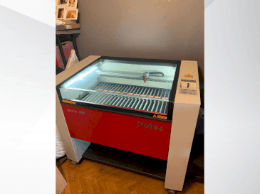 Vista frontale della macchina Trotec Speedy 360