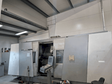 Vista frontale della macchina DMG Gildemeister GMX 400 linear