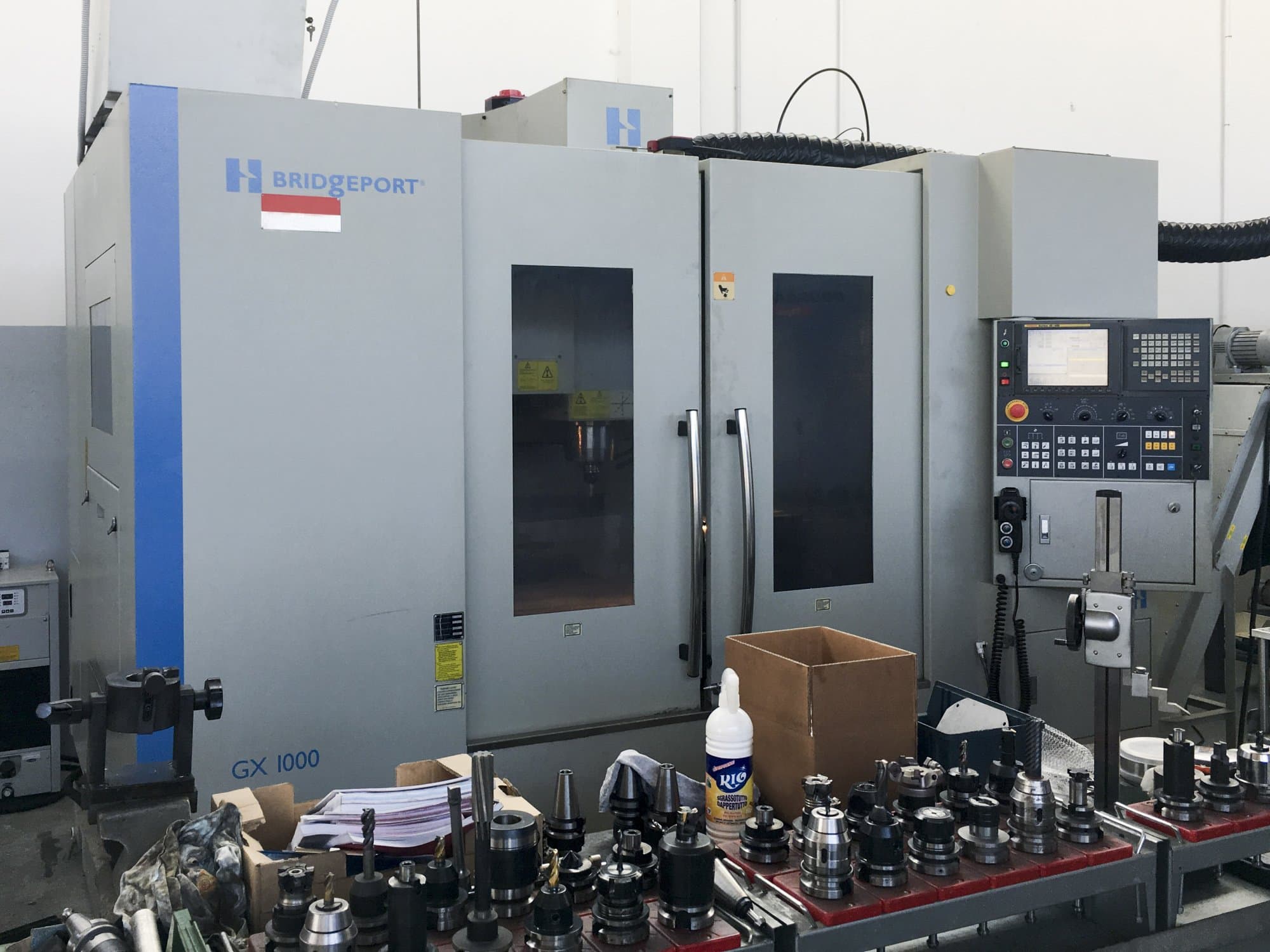Vista frontale 1 della macchina Bridgeport GX 1000