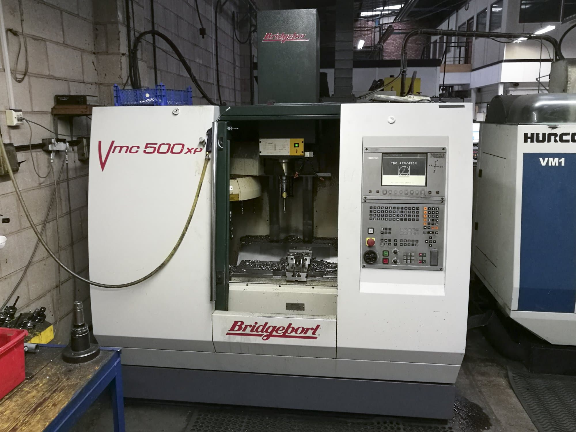 Vista lato destro della macchina Bridgeport VMC 500 XP