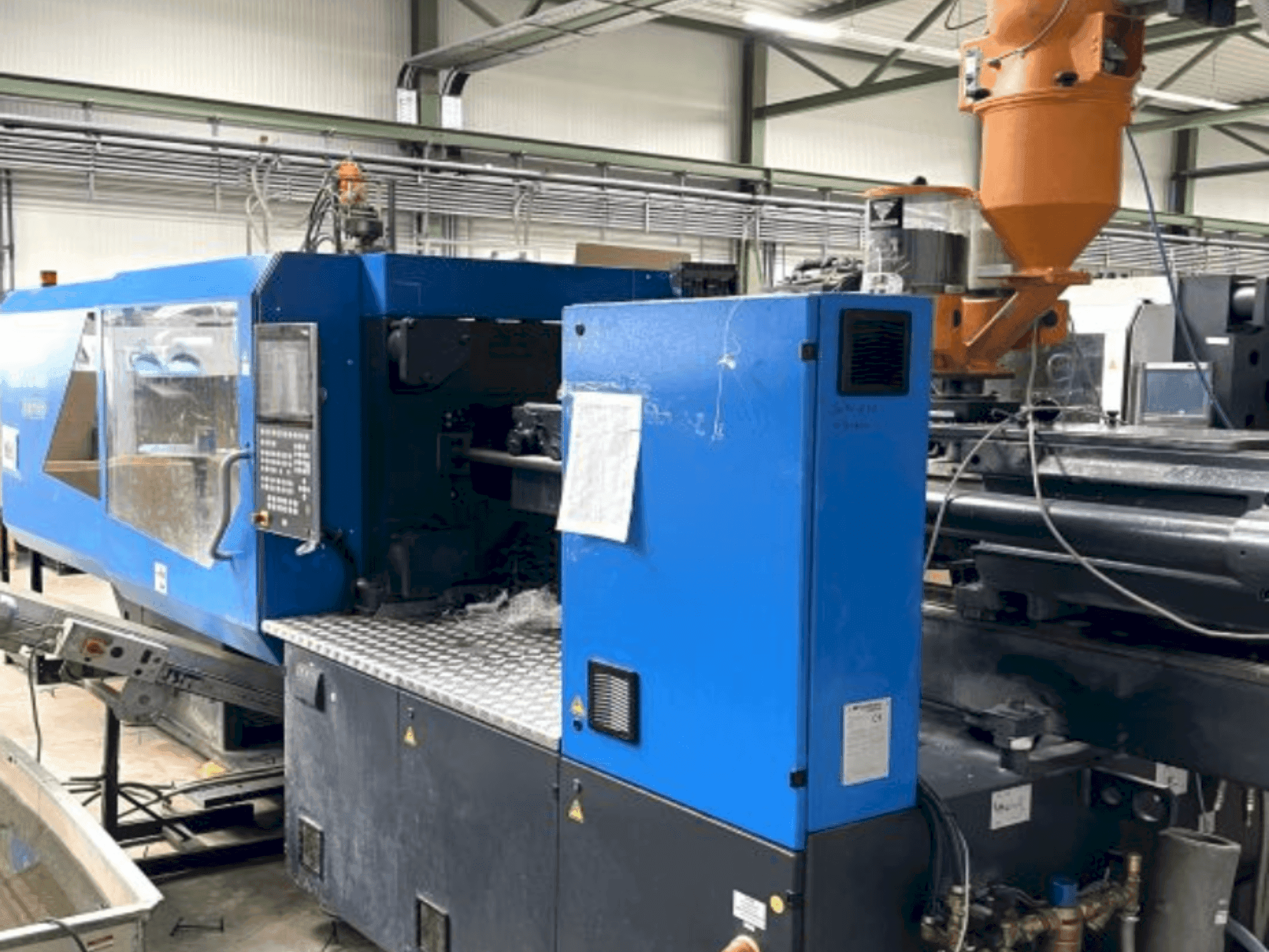 Vista frontale della macchina DEMAG Systec 210/580-840 (2019)