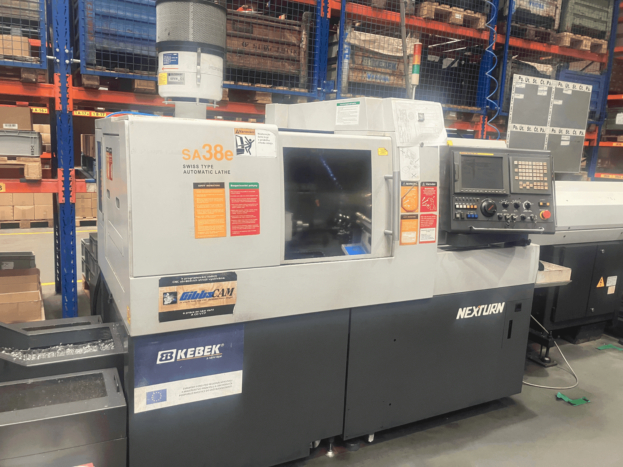 Vista frontale della macchina Nexturn SA-38e