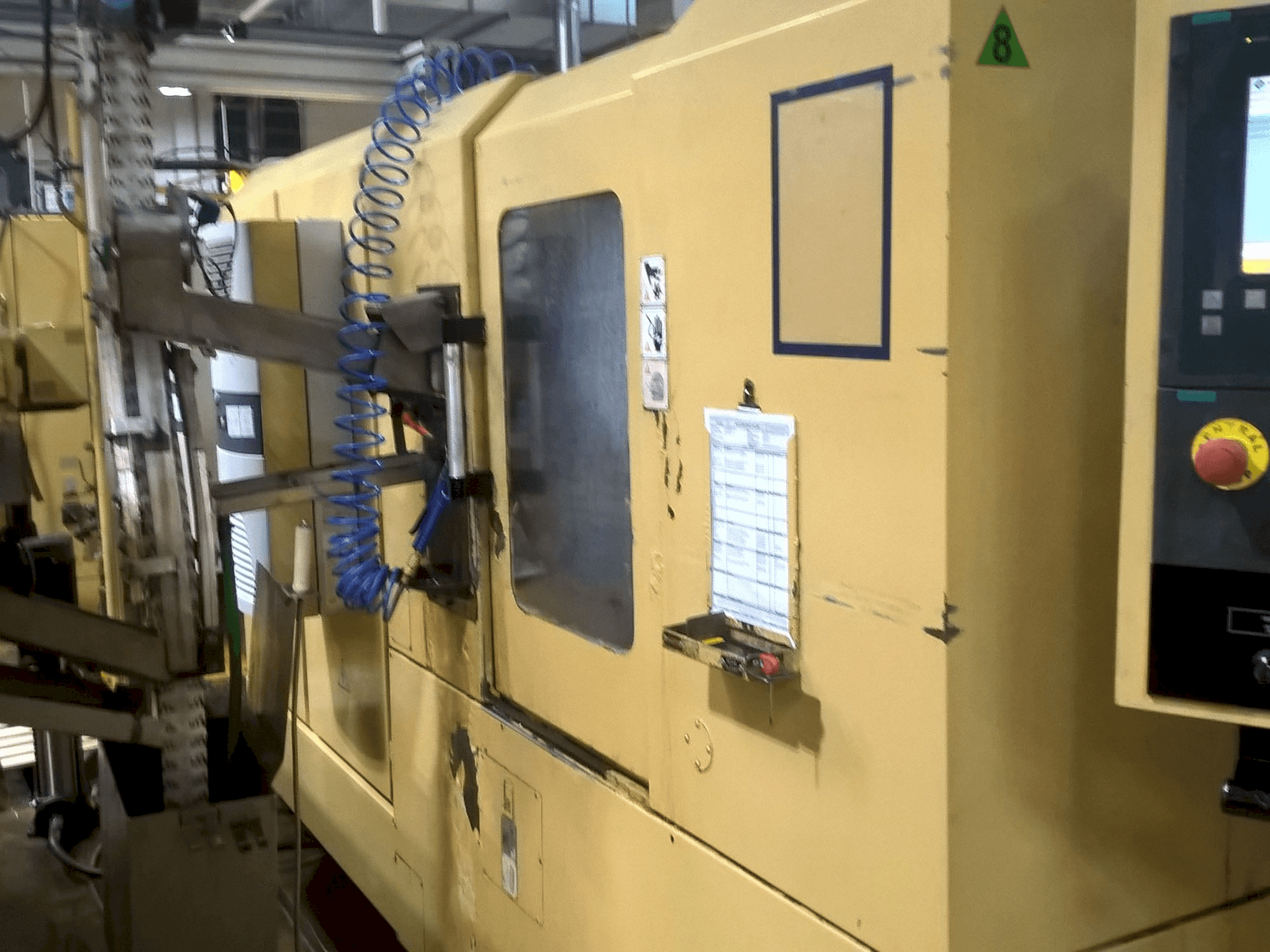 Vista laterale destra della macchina TAJMAC-ZPS SAL 100/4