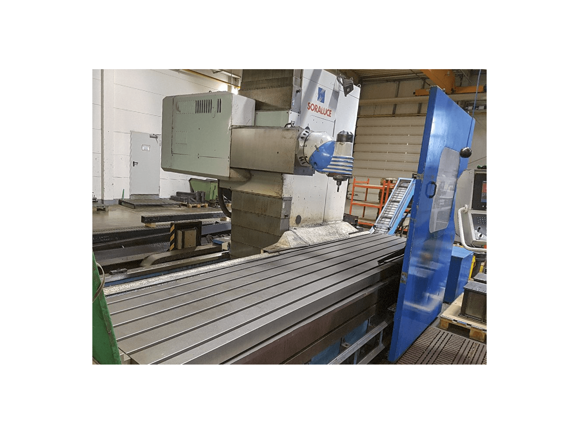 Vista lato sinistro della macchina Soraluce SL-4000