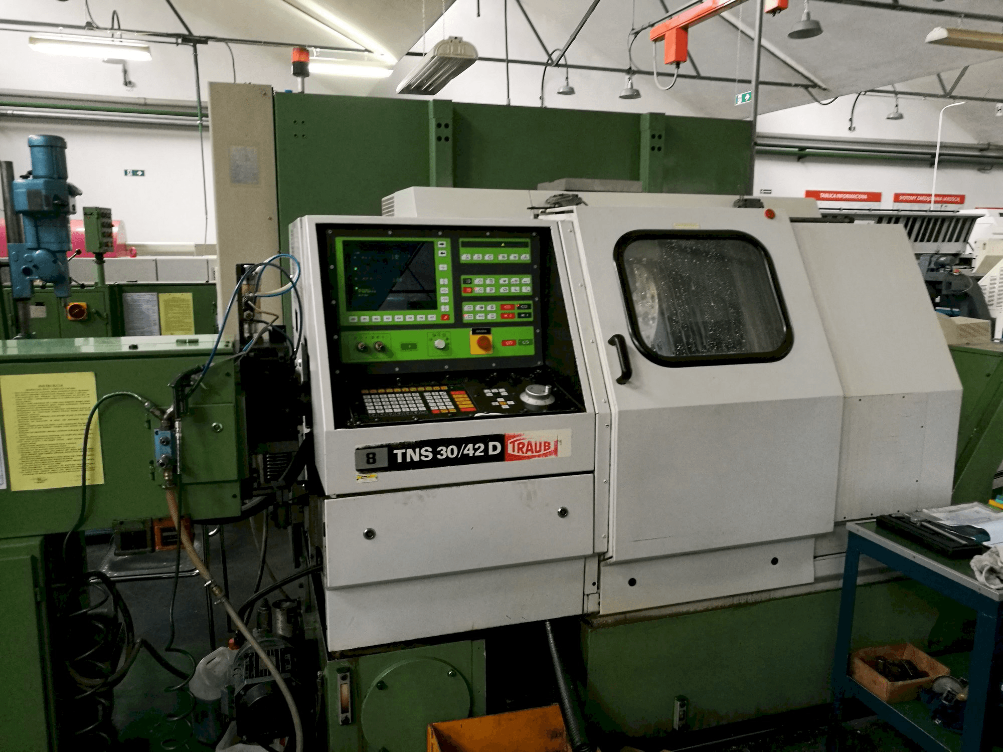 Vista frontale della macchina TRAUB TNS 30/42 D