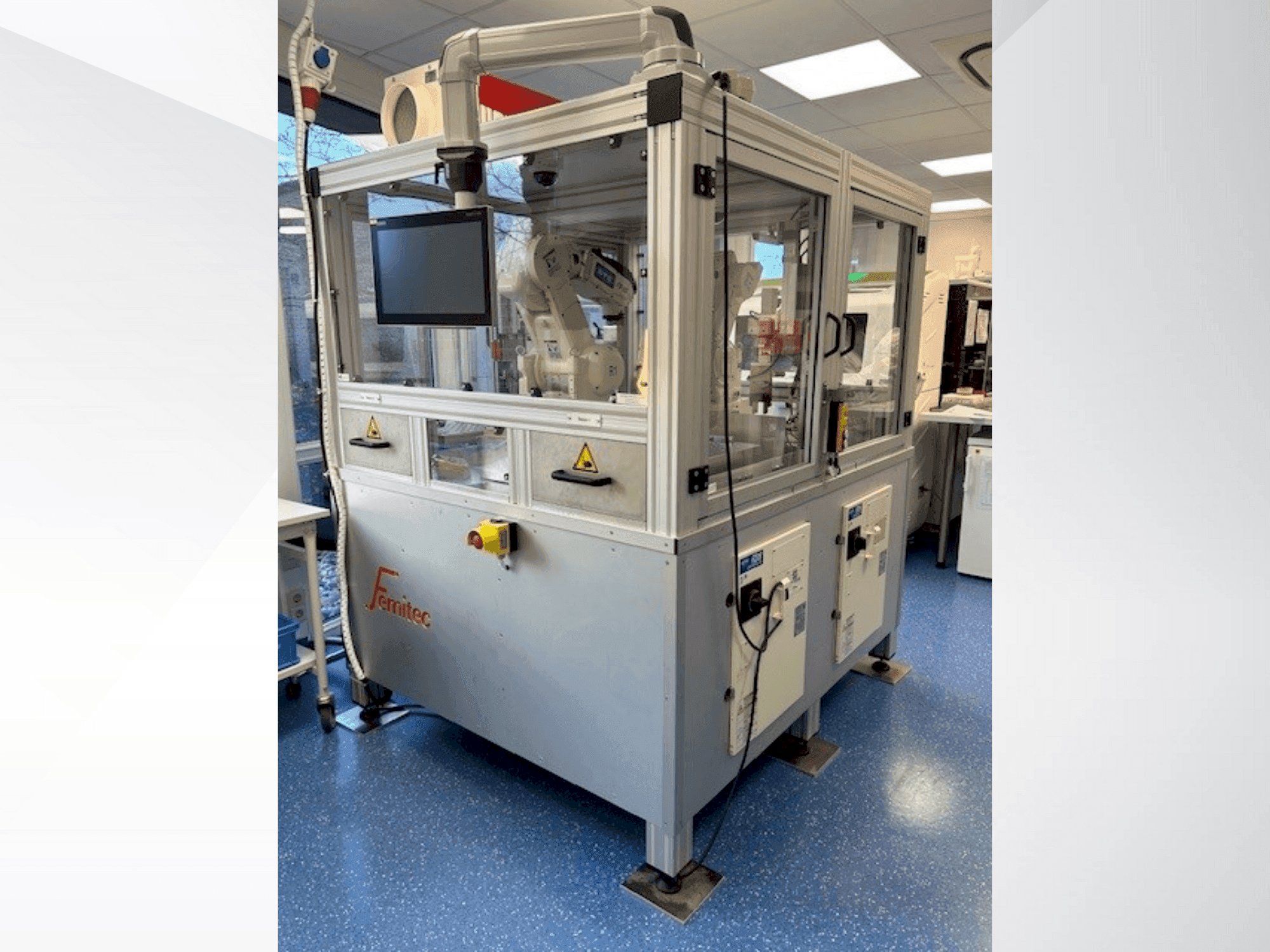 Vista frontale della macchina FEMITEC 134101