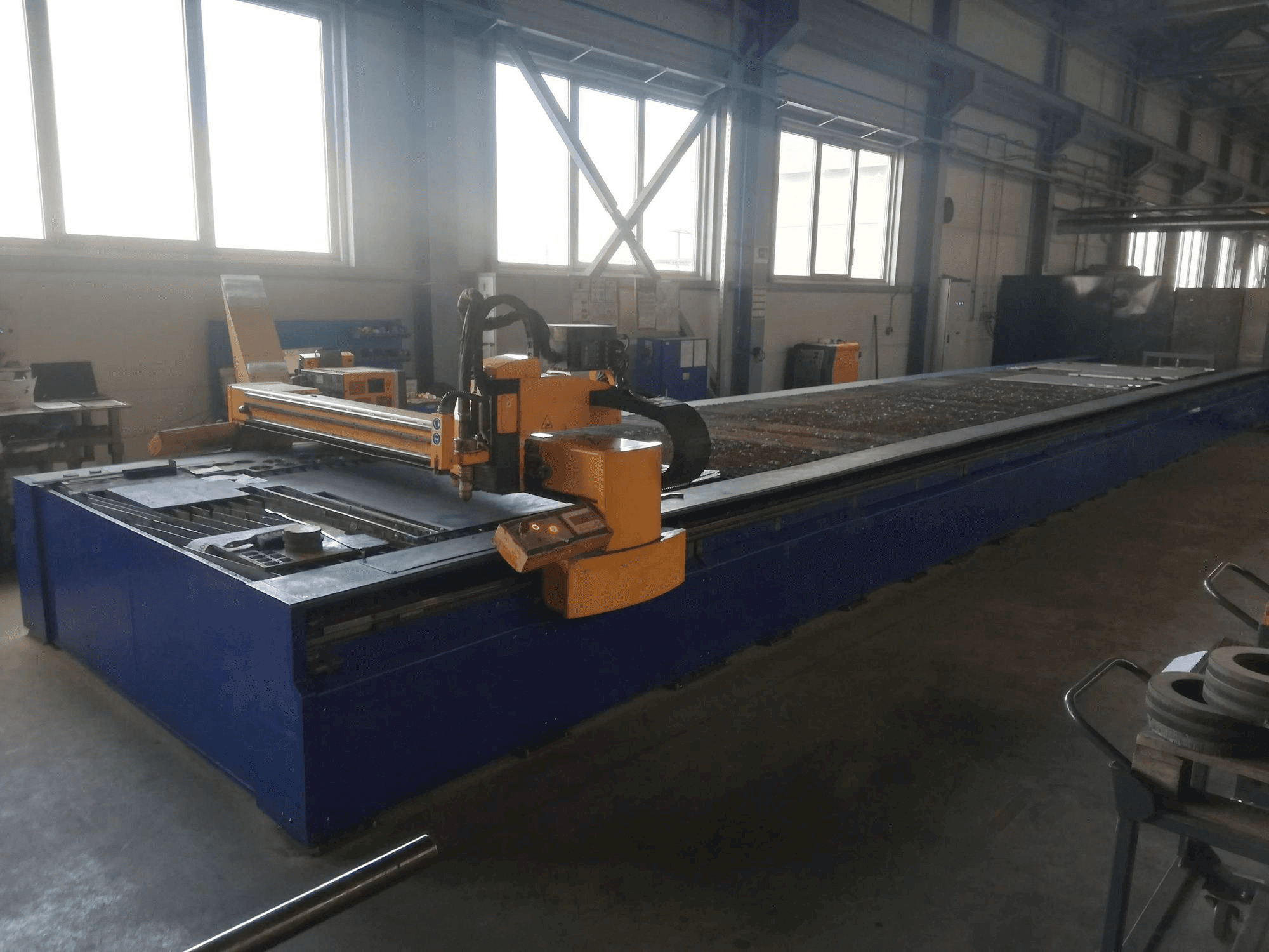 Vista frontale della macchina MicroStep Pls 13501.20 P