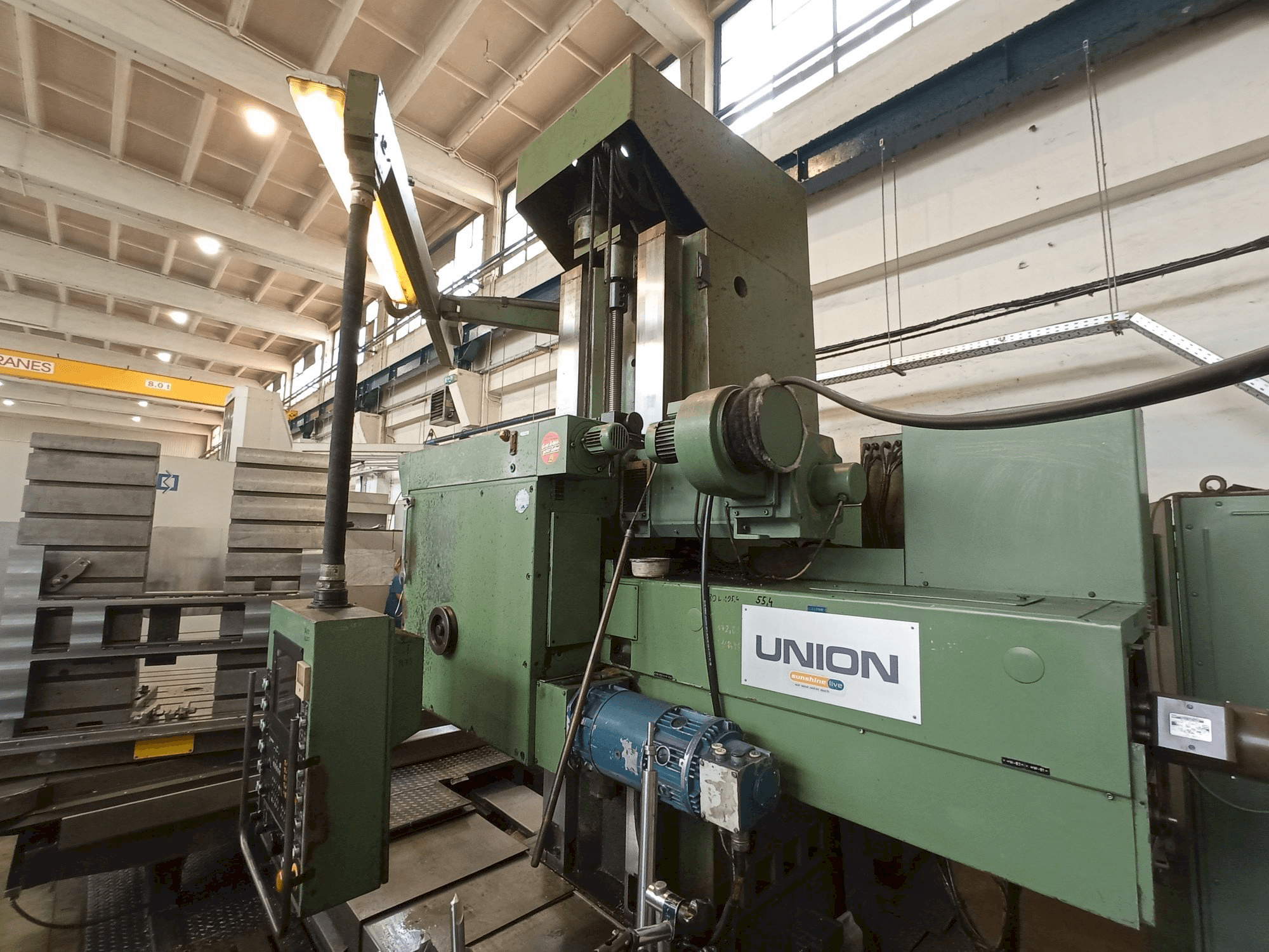 Vista frontale della macchina Union BFT 110