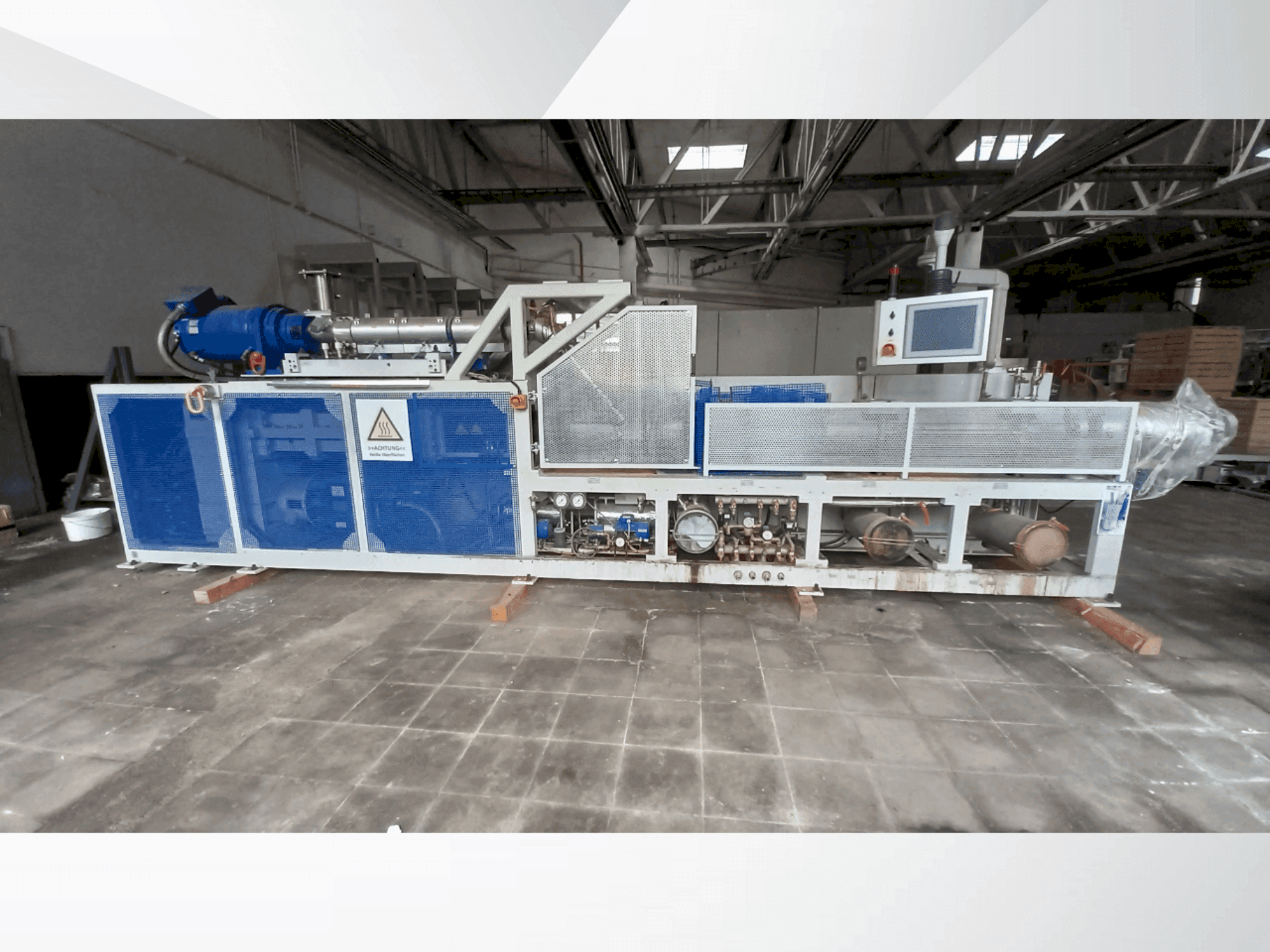 Vista frontale della macchina REIFENHÄUSER BI Trudes 115