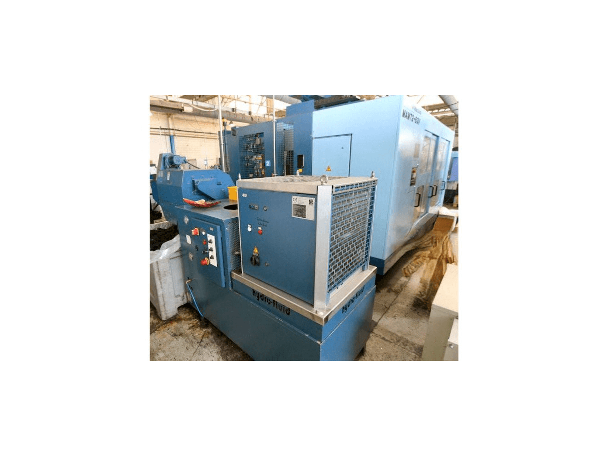 Vista frontale della macchina Matsuura MAM72-63V