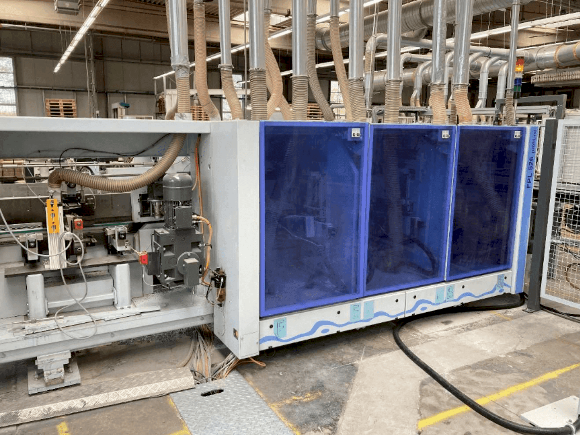 Vista frontale della macchina HOMAG PROFI FPL 525/6/04/PW/V LVT Profiling System