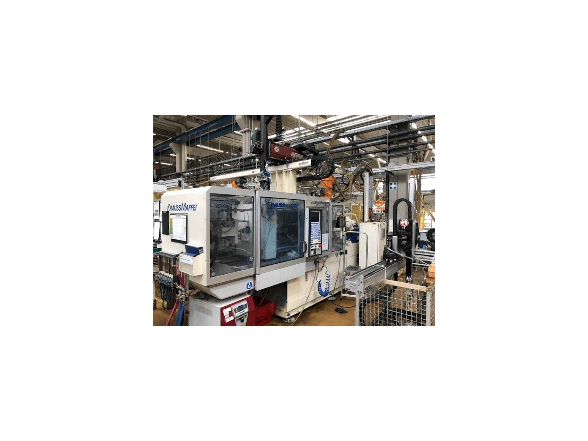 Vista frontale della macchina Krauss Maffei 150-700 C2