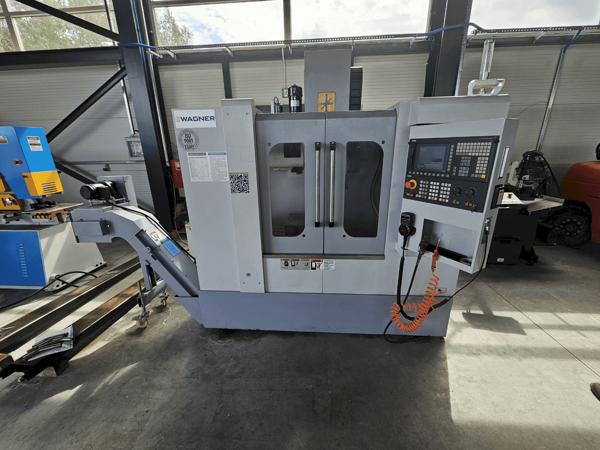 Vista frontale della macchina WAGNER WMC 600 L