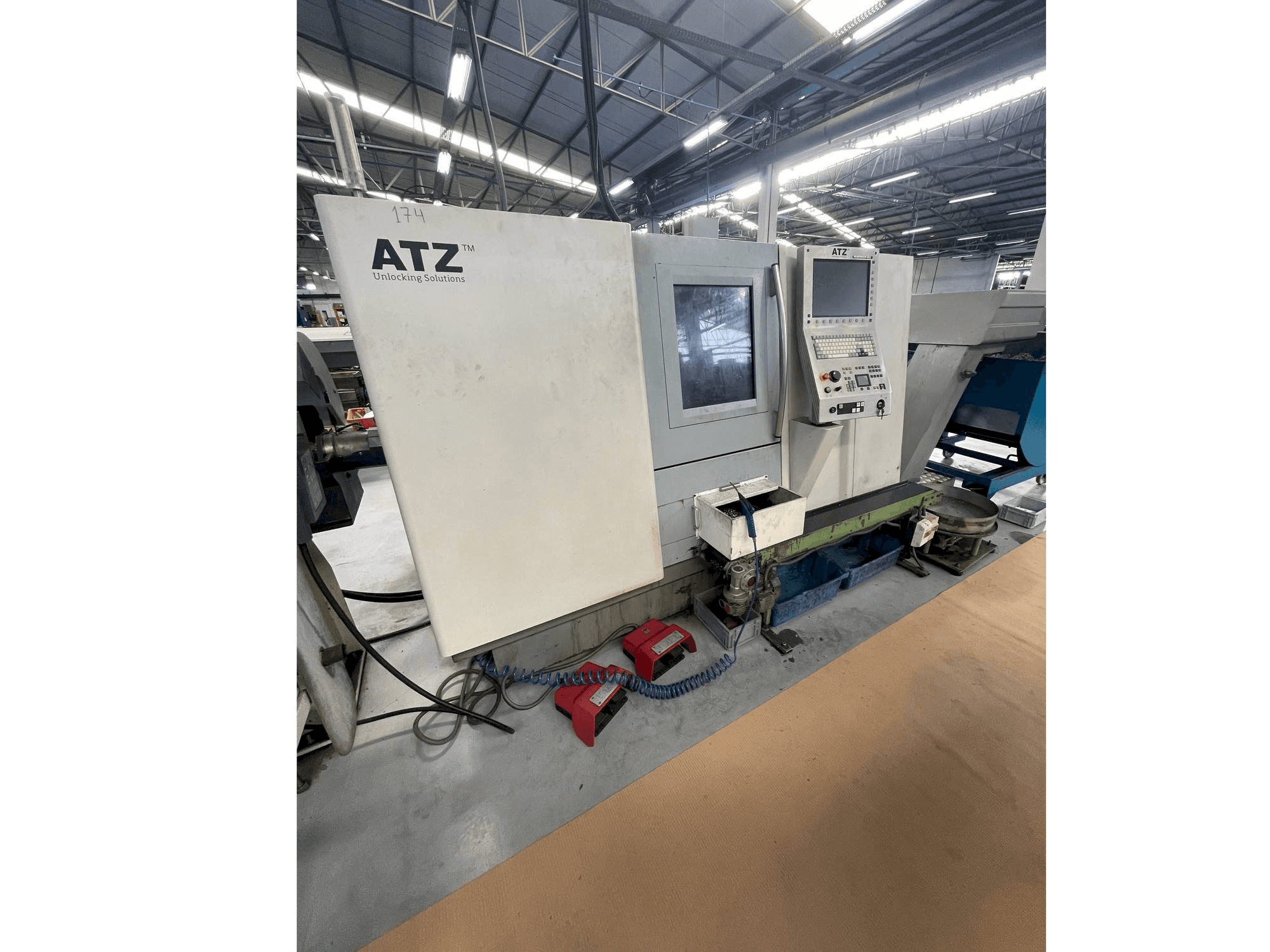 Vista frontale della macchina Gildemeister CTX 310 V6