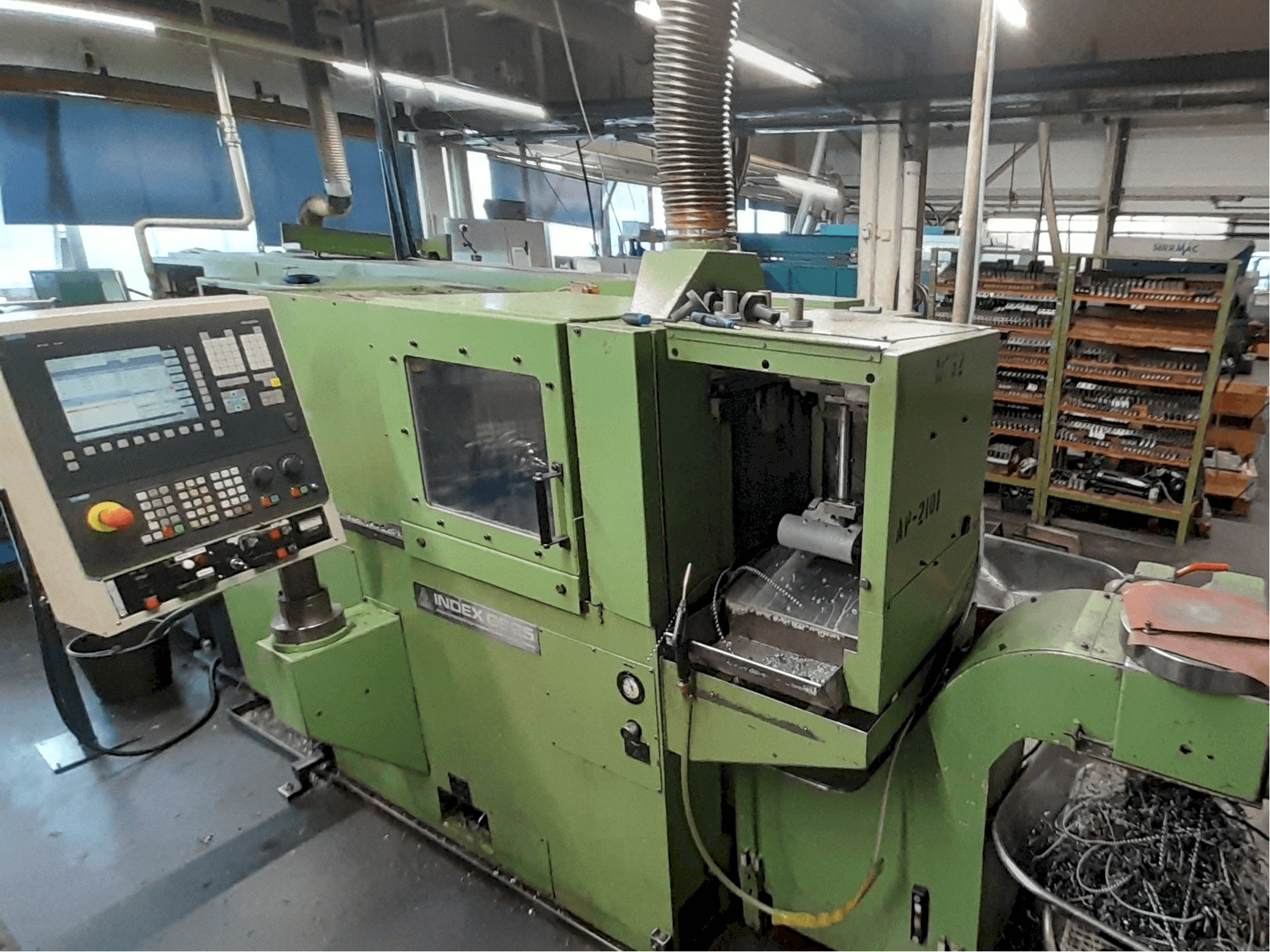 Vista frontale della macchina Index GE65