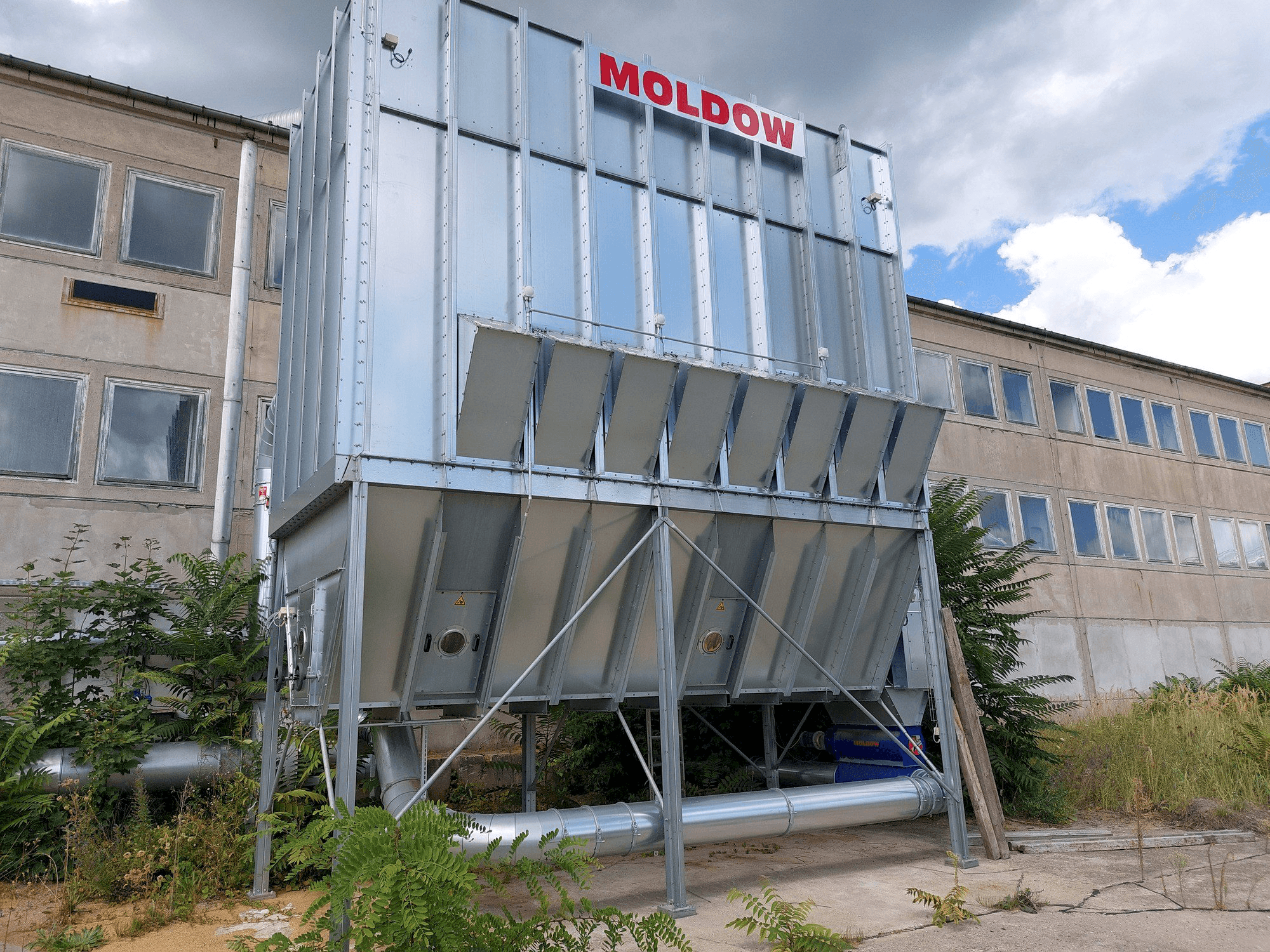 Vista frontale della macchina MOLDOW MHL Casing EXP