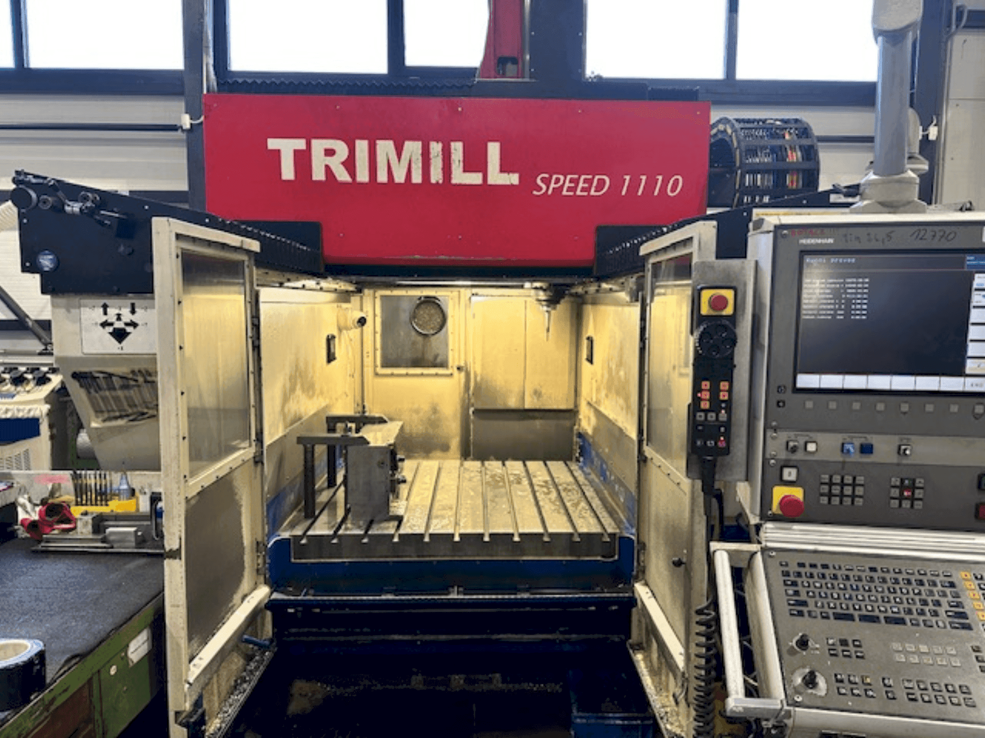 Vista frontale della macchina TRIMILL Speed 1110