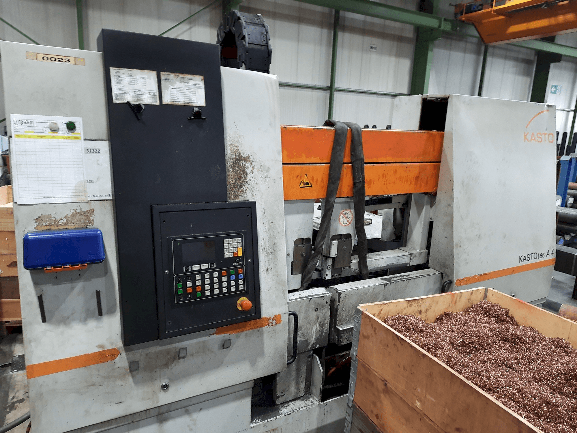 Vista frontale della macchina KASTO tec A 4