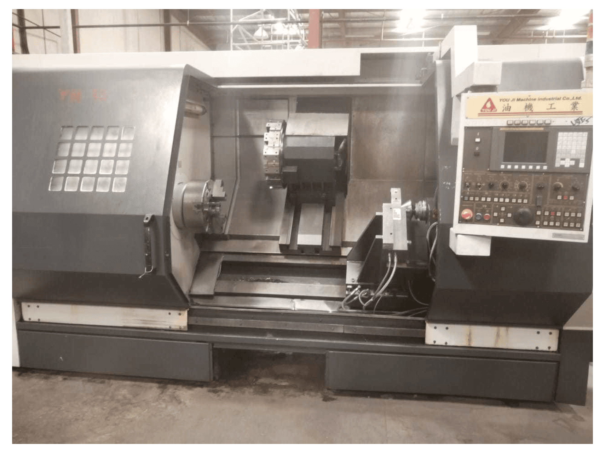 Vista frontale della macchina YOU JI YH-36/135