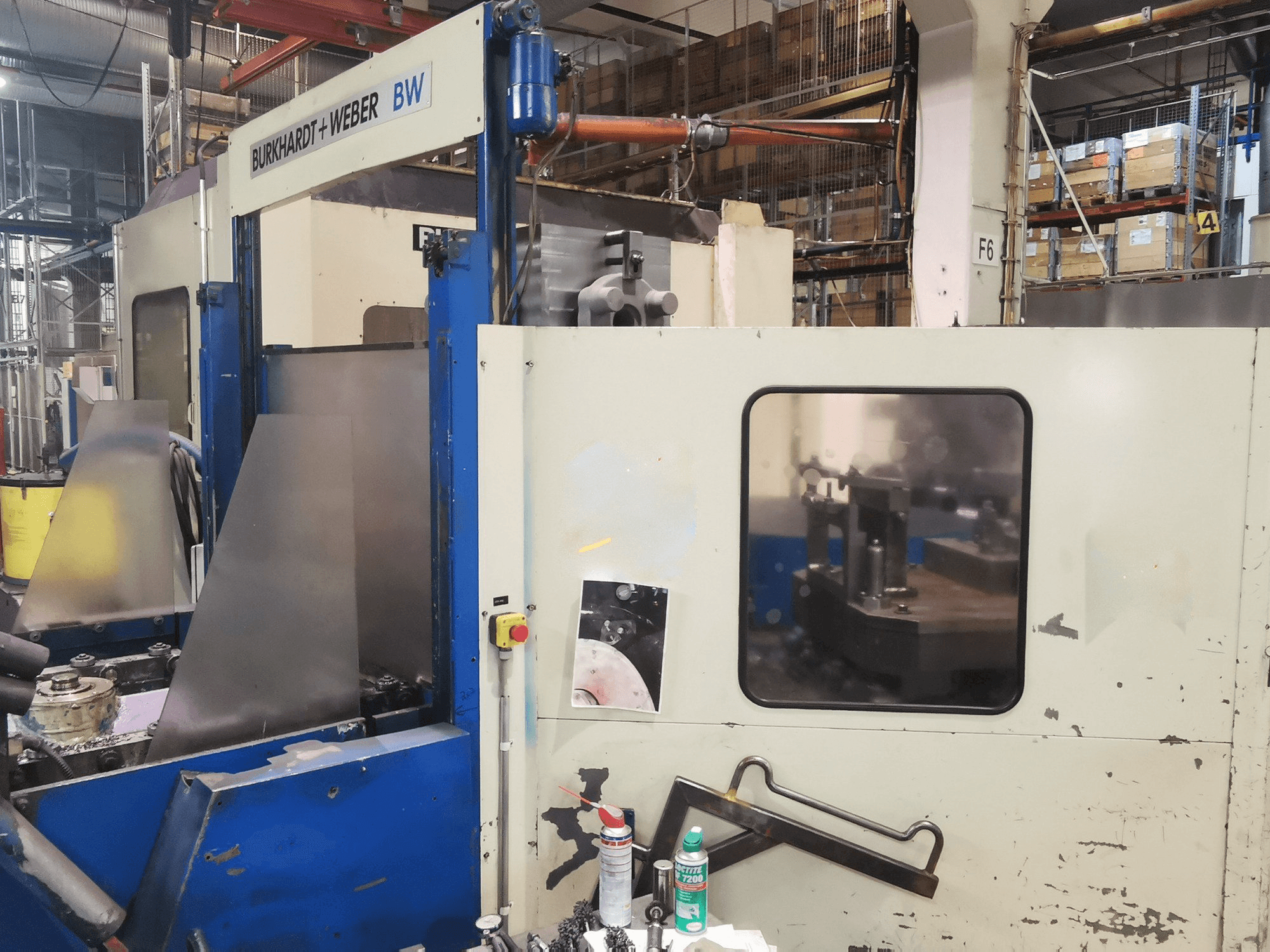 Vista frontale della macchina Burkhardt-Weber MC80