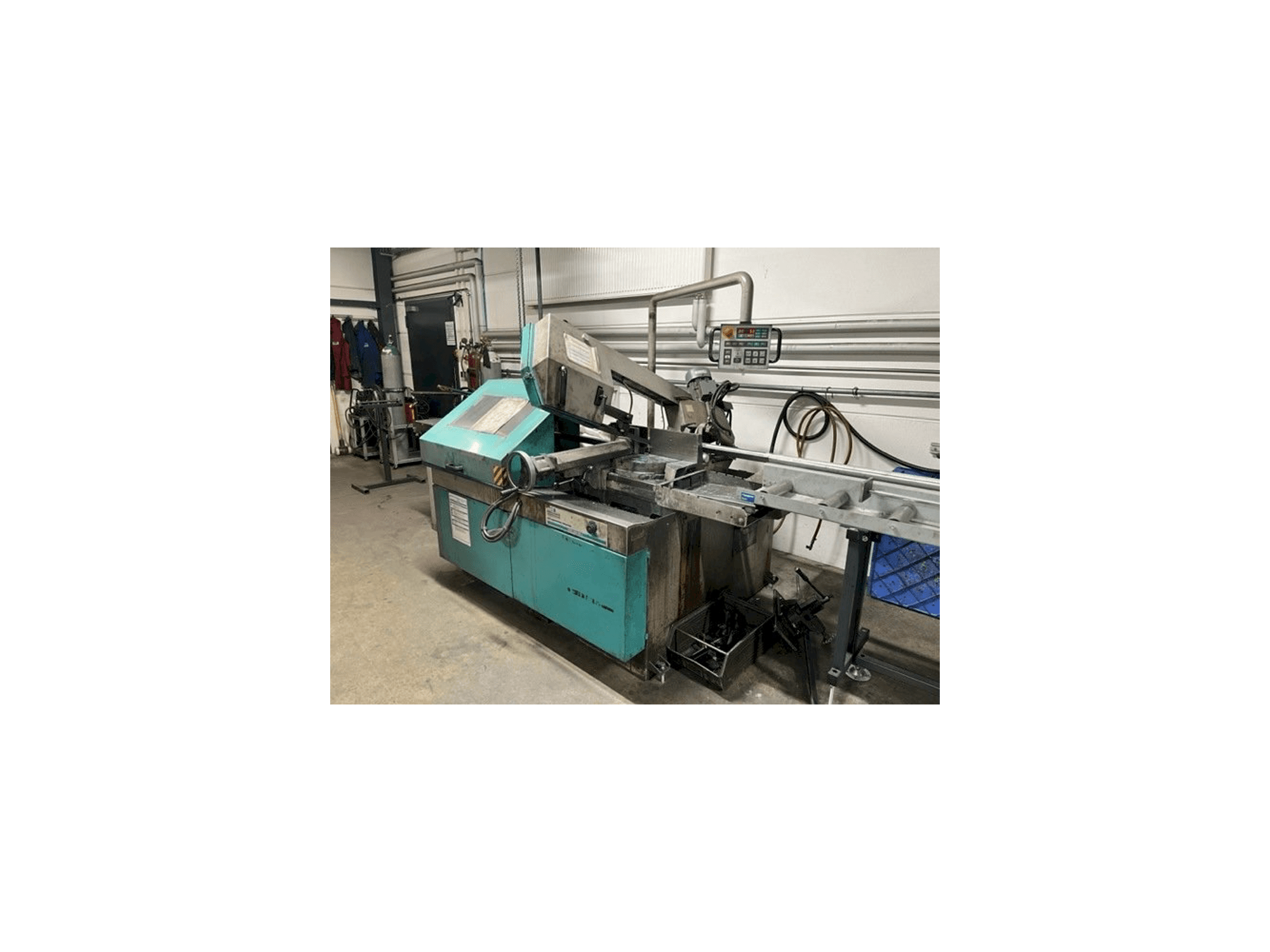 Vista frontale della macchina BERG & SCHMID GBS 280 VA-i